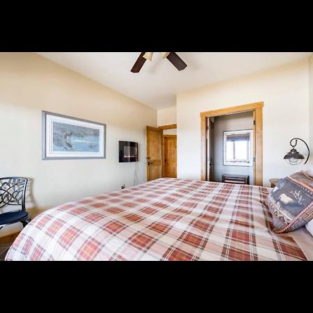Villa Heart West Haven Priddis Exterior foto